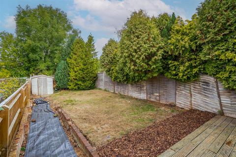undefined, Hill Avenue, Hazlemere HP15