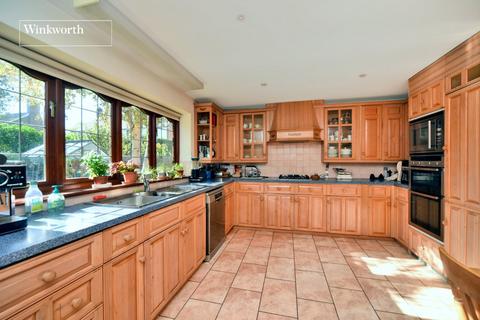 undefined, Warren Avenue, Cheam, Sutton, SM2