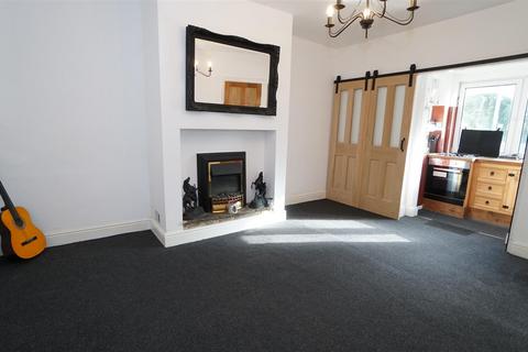2 bedroom end of terrace house for sale, Albert Buildings, Idle, Bradford