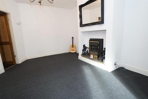 2 bedroom end of terrace house for sale, Albert Buildings, Idle, Bradford