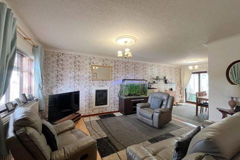 undefined, Manor Rise, Burntwood, WS7 4TR