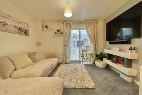 3 bedroom end of terrace house for sale, Webb Gardens, Wimblington