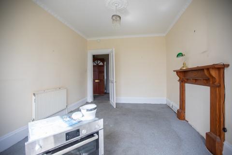 2 bedroom flat for sale, Temple Gardens, Glasgow G13