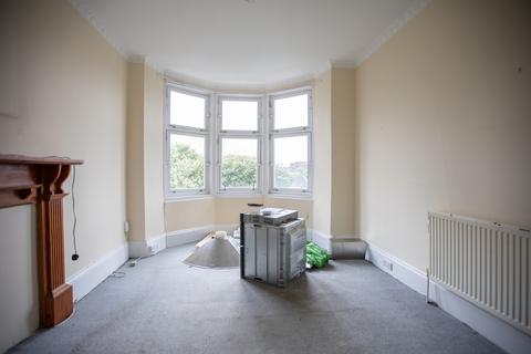 2 bedroom flat for sale, Temple Gardens, Glasgow G13