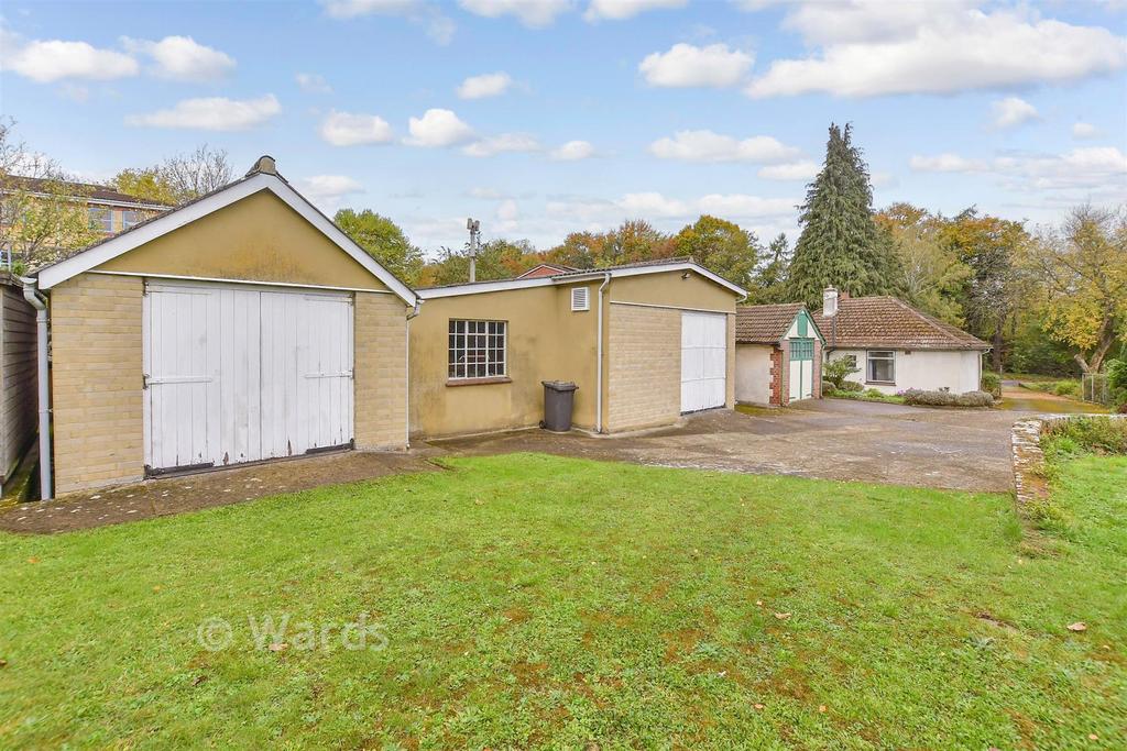 Workshop/Outbuildings