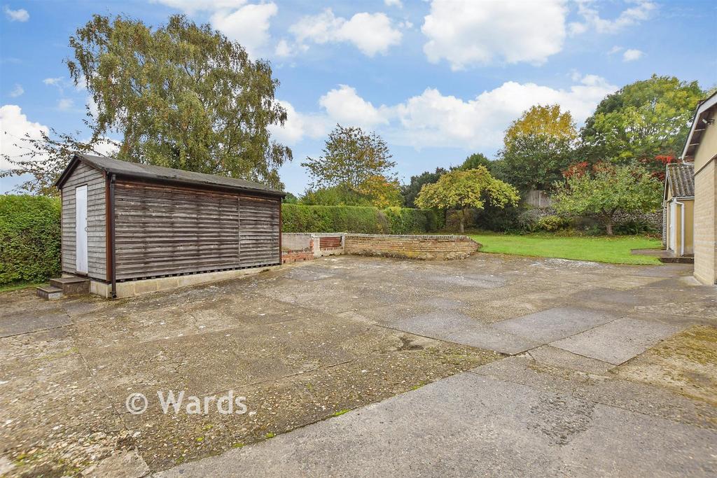Driveway/Parking
