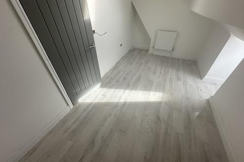 undefined, Flat 4, Mackintosh Place, CF24 4RR