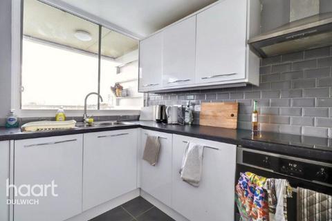 1 bedroom flat to rent, Sylvan Road, LONDON