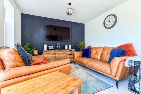 undefined, Vickerman Close, Hull HU10