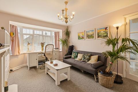 undefined, Kent Gardens, Ruislip, HA4