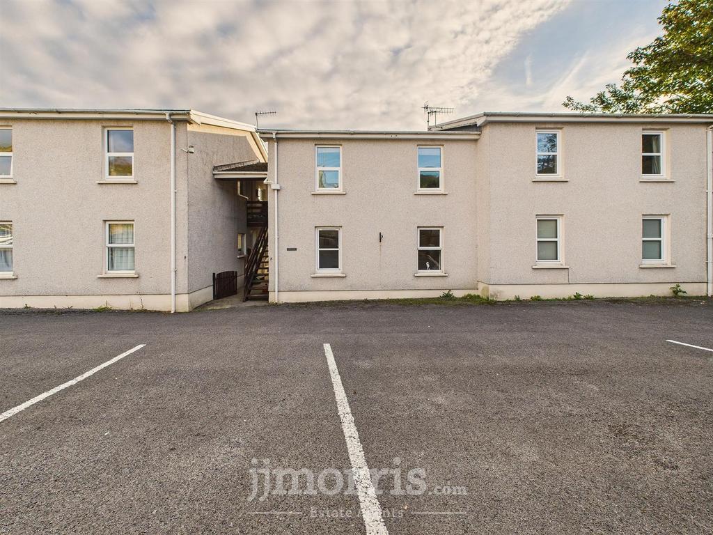 CAM05297 G0-PR0109-STILL002.jpg
