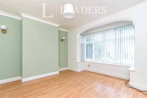 3 bedroom semi-detached house to rent, Newlands Avenue, SO15