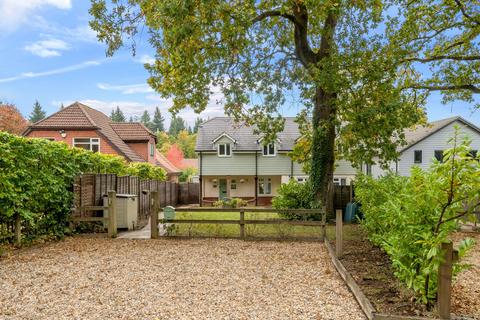 3 bedroom semi-detached house for sale, The Shrave, Four Marks, Alton, Hampshire, GU34