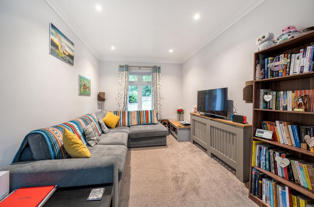 1368929-28-68ee87...