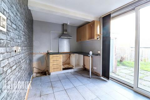 2 bedroom terraced house for sale, Haggstones Road, Sheffield