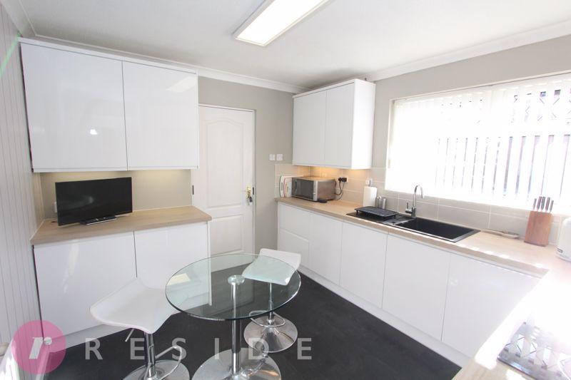 Breakfast Kitchen