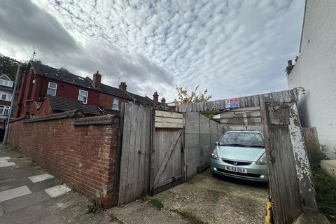 undefined, Ashburnham Road, Luton