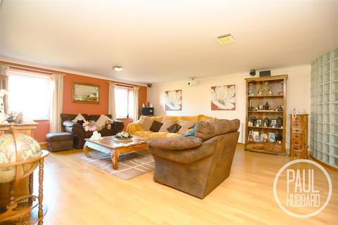 undefined, Swonnells Walk, Oulton Broad, NR32