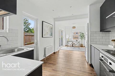 3 bedroom terraced house for sale, Grange Park Road, Thornton Heath