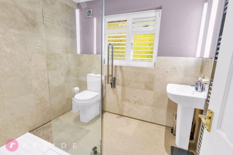 Bedroom One En-Suite
