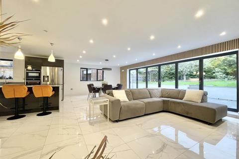 undefined, Raymond Way, Esher