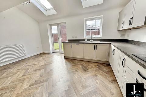 5 bedroom detached house for sale, Jackson Drive, Telford TF4