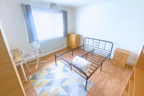 5 Cranbrook Drive, St Albans, AL4 0SR