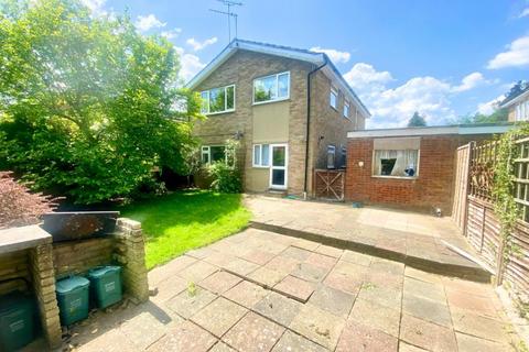 5 Cranbrook Drive, St Albans, AL4 0SR