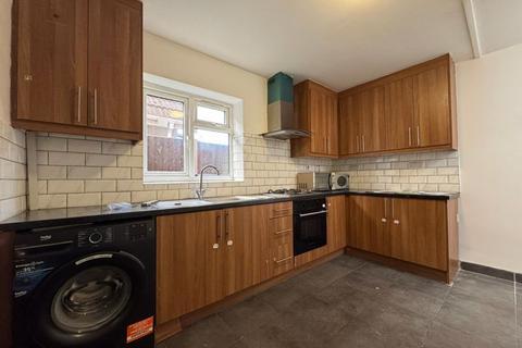 undefined, Dunstable Road, Luton