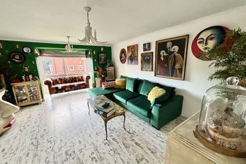 2 bedroom apartment for sale, Beasley Grove, Great Barr, Birmingham B43 7H