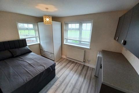 undefined, Wetherby Road, Leeds, West Yorkshire, LS17
