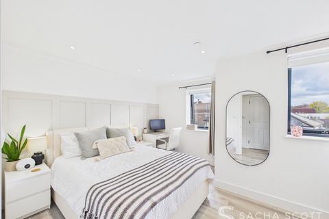 undefined, Bridge Street, Leatherhead, KT22