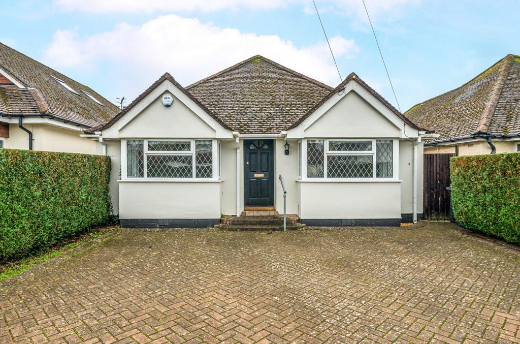 1372385-18-68f9f3...