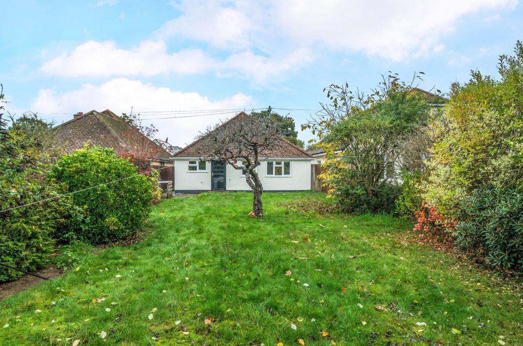 1372385-22-68f9f3...