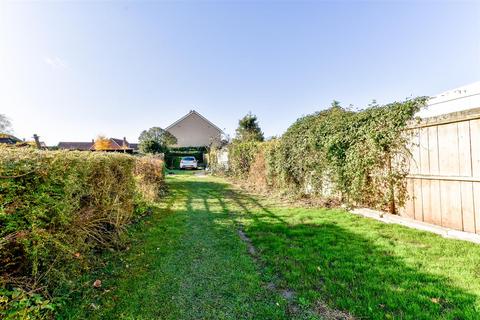 3 bedroom terraced house to rent, Festival Road, Isleham, CB7 5SY
