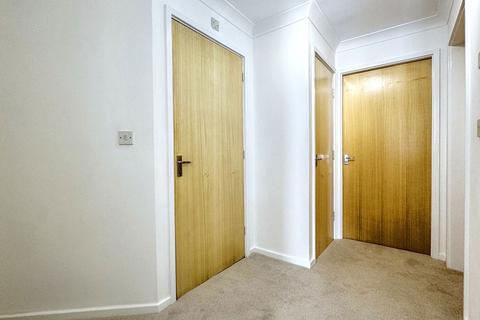 2 bedroom flat for sale, Mackley Close, South Shields, Tyne and Wear, NE34 0LJ