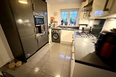 3 bedroom detached house for sale, Tarn Rise, Nuneaton