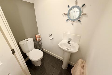 3 bedroom detached house for sale, Tarn Rise, Nuneaton