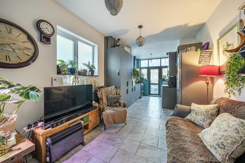 3 bedroom terraced house for sale, Tennyson Road, Hampshire PO2