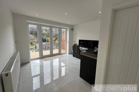 3 bedroom terraced house for sale, Court St, Tonypandy, Rhondda Cynon Taff, CF40