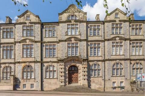 undefined, Furnished Luxury 2 Bed Apartment. Pentonville, Newport