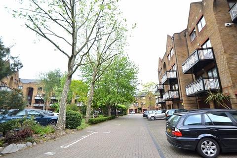 undefined, Goodhart Place, London E14