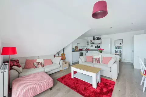 1 bedroom flat for sale, 1 Tippett Lane, Oxted RH8