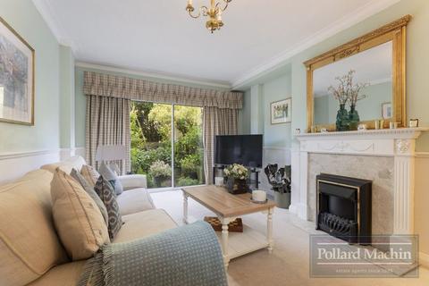undefined, Court Hill, Sanderstead, Surrey