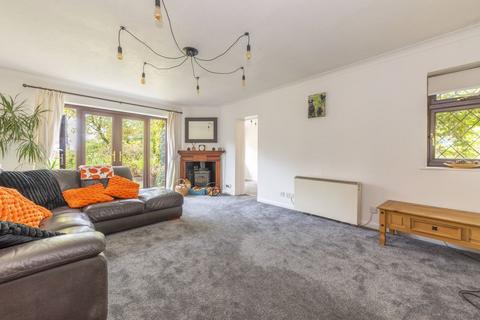 3 bedroom detached bungalow for sale, Oakwood Park, Nutley