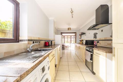 3 bedroom detached bungalow for sale, Oakwood Park, Nutley