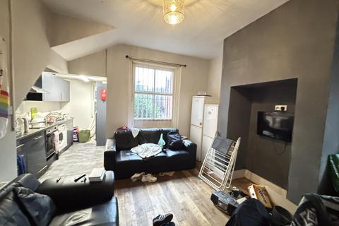 4 bedroom house to rent, Bennett Road, Leeds LS6