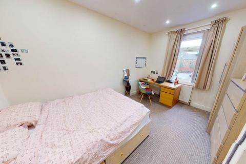 undefined, Granby Terrace, Leeds LS6