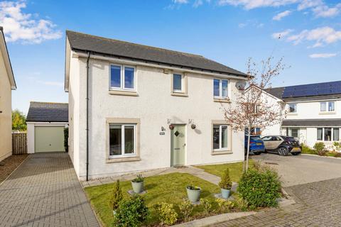 31 Rowan Place, East Calder EH53