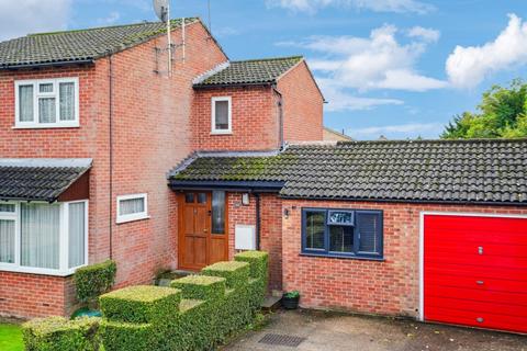 3 bedroom semi-detached house for sale, Rixon Close, Slough SL3